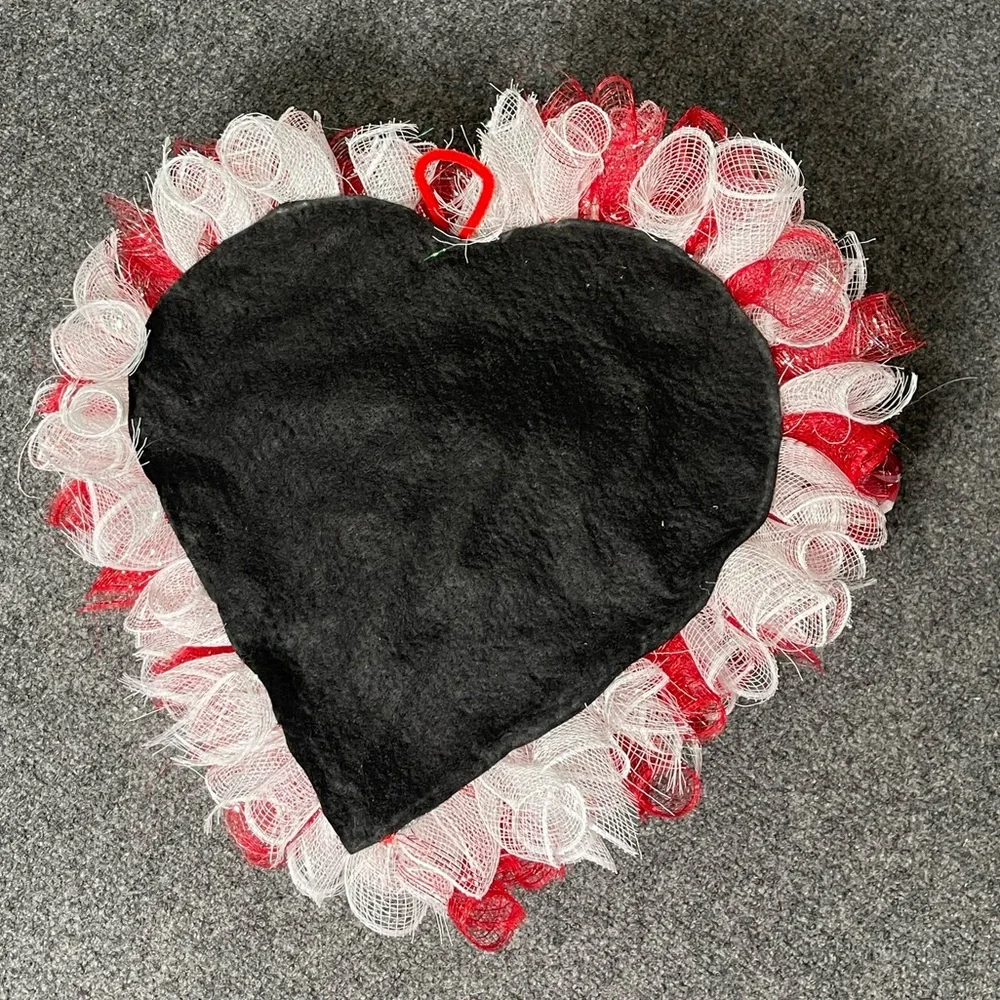 *Valentine's Day Red Heart Dan Dee Plush Wreath for Front Door